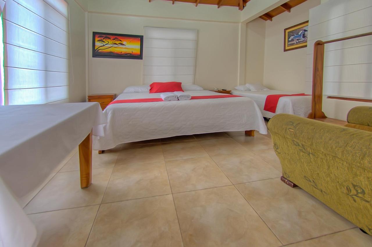 Hotel San Vicente Galapagos Puerto Villamil Ngoại thất bức ảnh