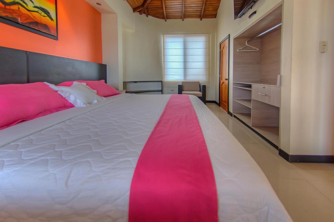 Hotel San Vicente Galapagos Puerto Villamil Ngoại thất bức ảnh