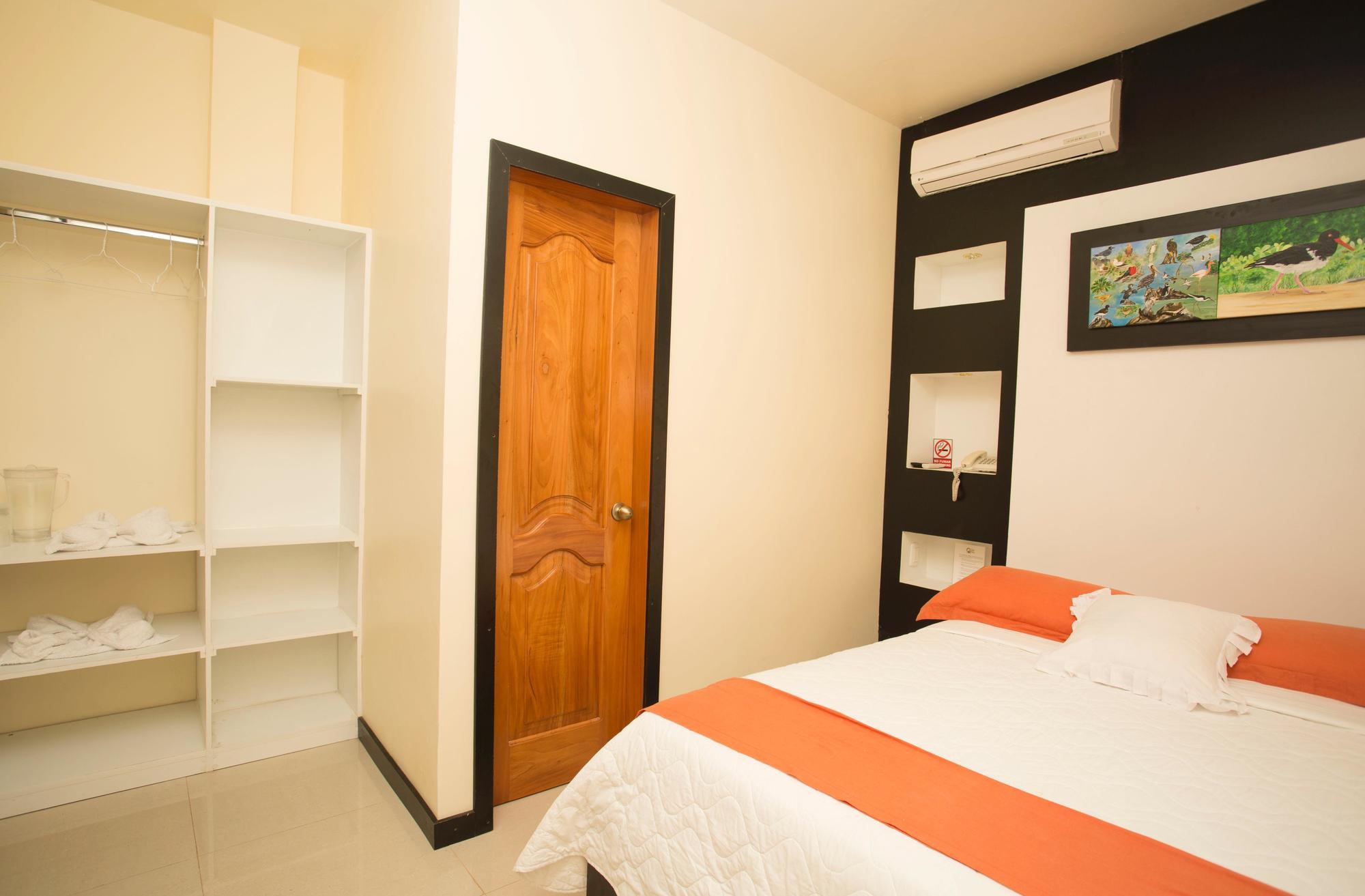 Hotel San Vicente Galapagos Puerto Villamil Ngoại thất bức ảnh