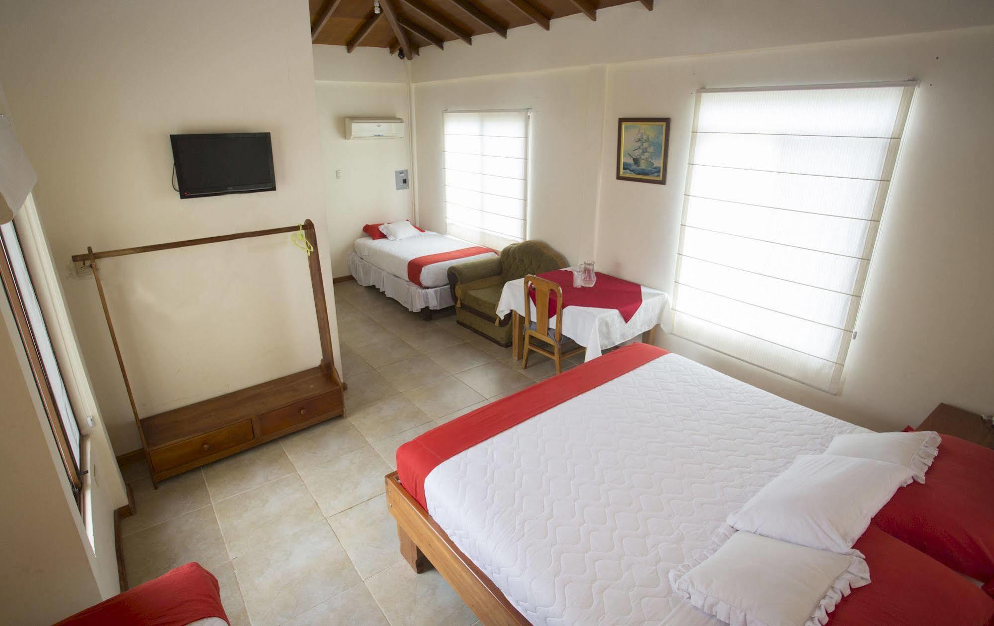 Hotel San Vicente Galapagos Puerto Villamil Ngoại thất bức ảnh